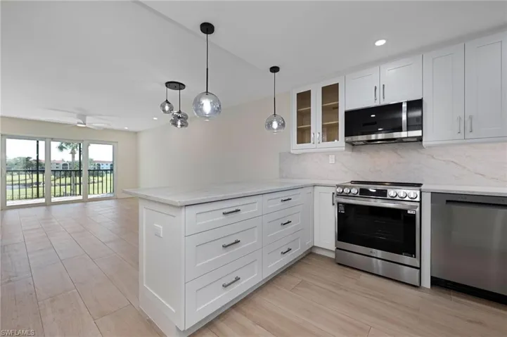 New Kitchen and Appliances