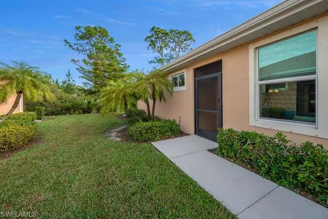 20577  Chestnut Ridge  DR, North Fort Myers, FL 33917