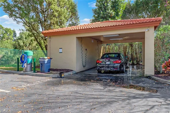 Car Wash Station