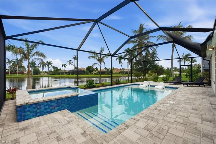14871  Laguna  DR, Fort Myers, FL 33908