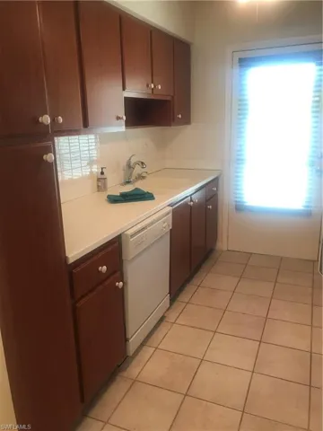 KITCHEN ALL APPLICANCES
