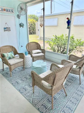 726  Knotty Pine  CIR, North Fort Myers, FL 33917
