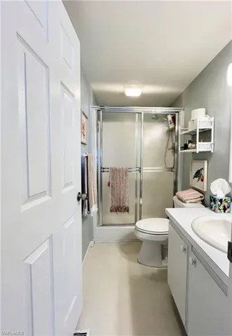 726  Knotty Pine  CIR, North Fort Myers, FL 33917