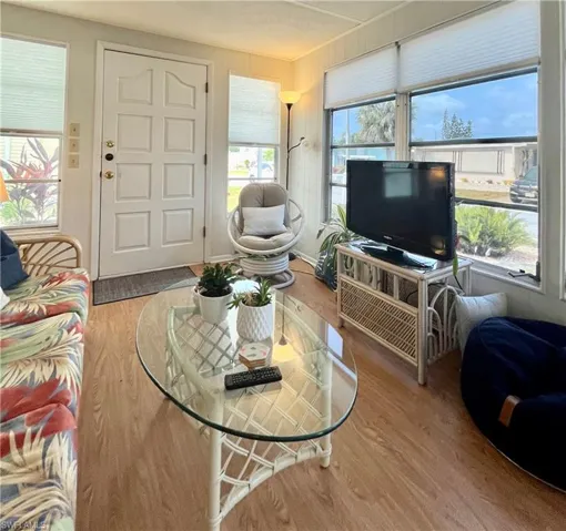 726  Knotty Pine  CIR, North Fort Myers, FL 33917