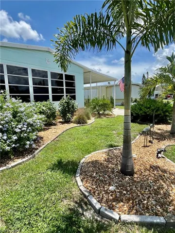 726  Knotty Pine  CIR, North Fort Myers, FL 33917