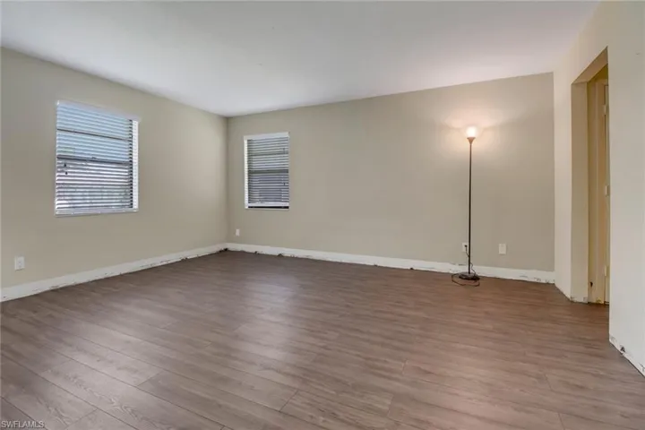 135  Cypress E WAY, Naples, FL 34110