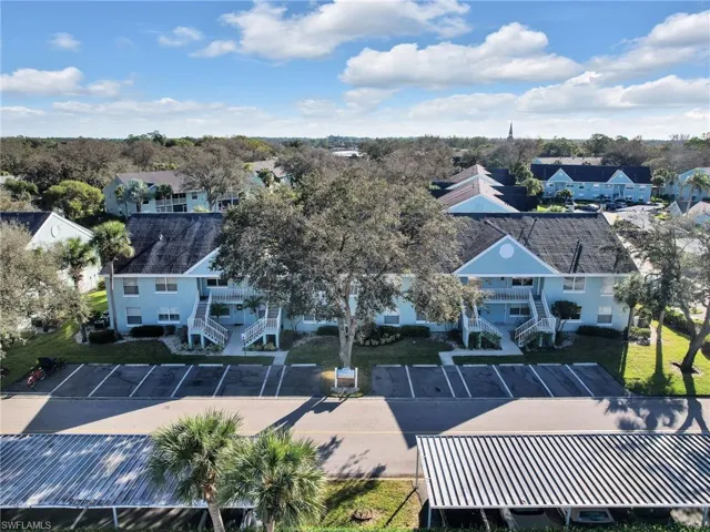 165  Wading Bird  CIR, Naples, FL 34110