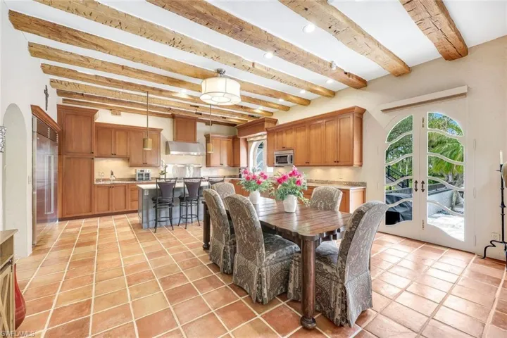12855  Pond Apple E DR, Naples, FL 34119