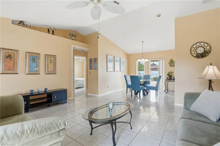919 18th Ter, Cape Coral, Florida 33909