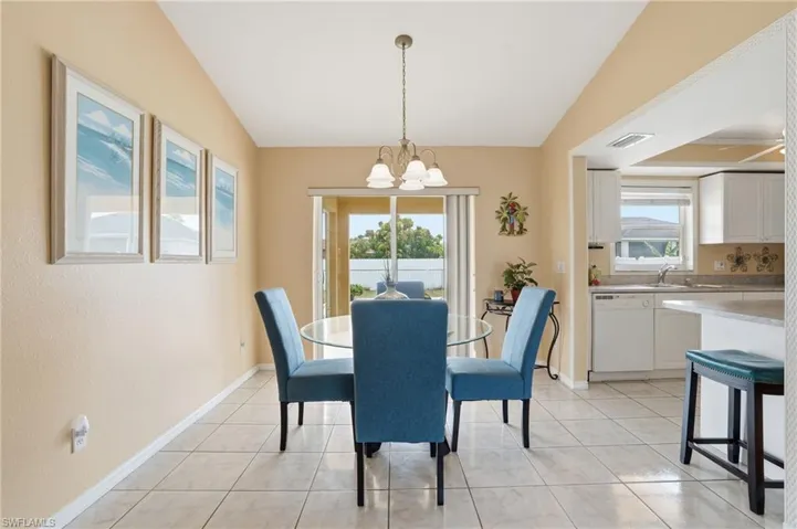 919 18th Ter, Cape Coral, Florida 33909