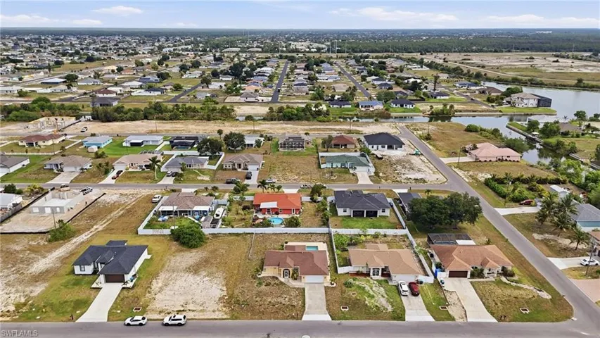 919 18th Ter, Cape Coral, Florida 33909