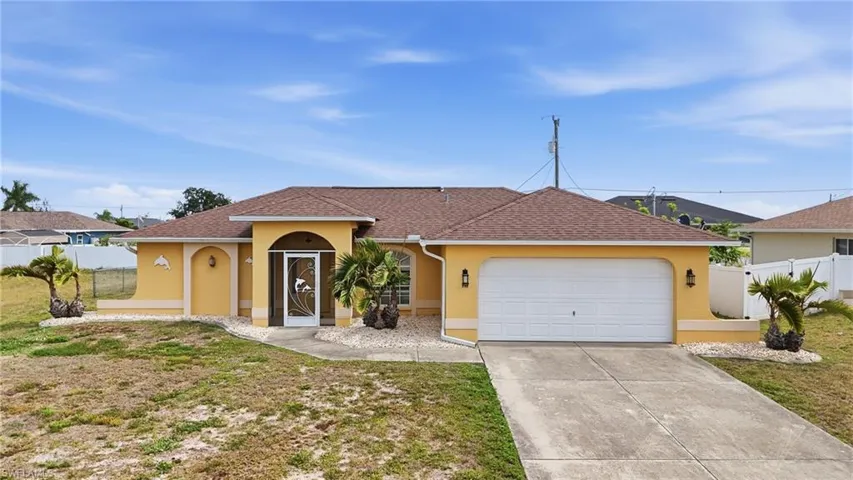 919 18th Ter, Cape Coral, Florida 33909