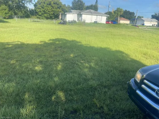 3315  12th W ST, Lehigh Acres, FL 33971