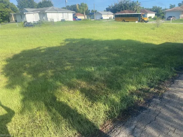 3315  12th W ST, Lehigh Acres, FL 33971