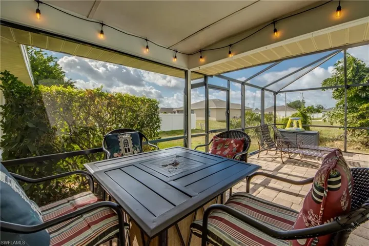 1728 Sw 15th St, Cape Coral, Florida 33991