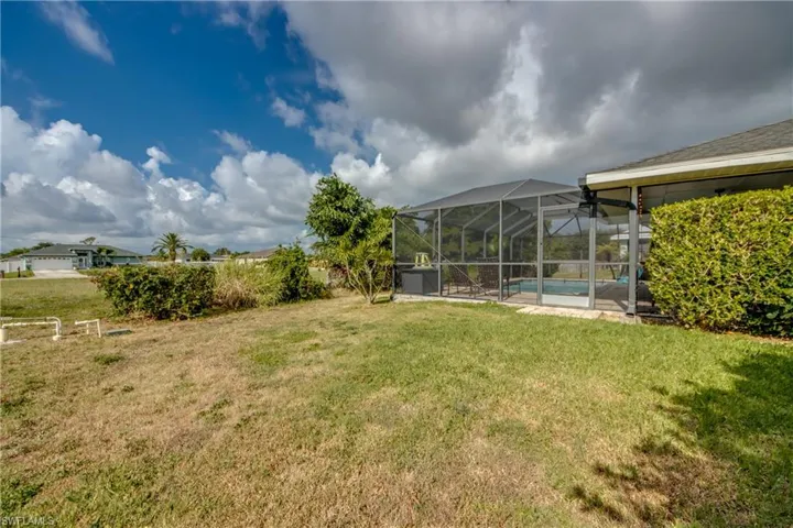 1728 Sw 15th St, Cape Coral, Florida 33991