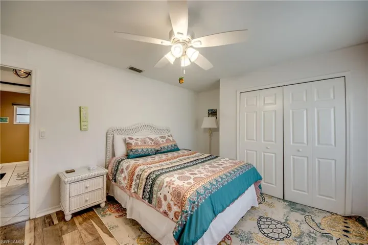 1728 Sw 15th St, Cape Coral, Florida 33991