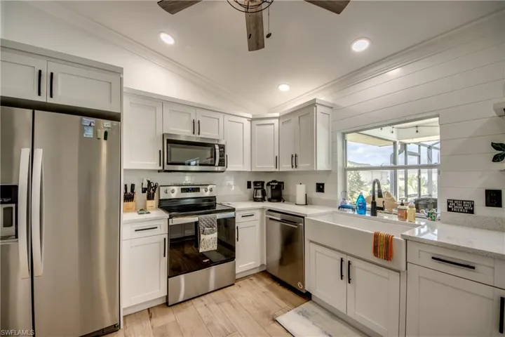 1728 Sw 15th St, Cape Coral, Florida 33991