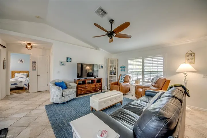 1728 Sw 15th St, Cape Coral, Florida 33991
