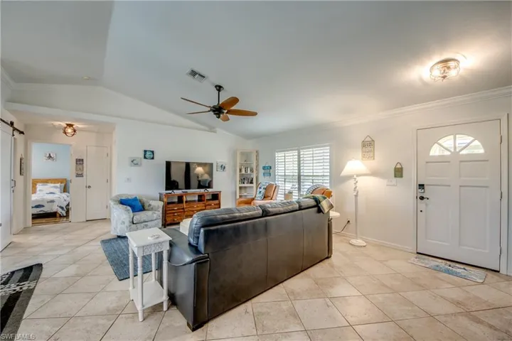 1728 Sw 15th St, Cape Coral, Florida 33991