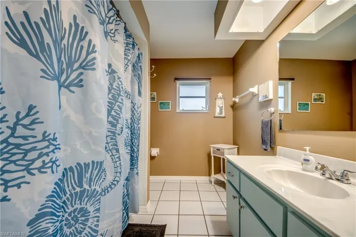 1728 Sw 15th St, Cape Coral, Florida 33991
