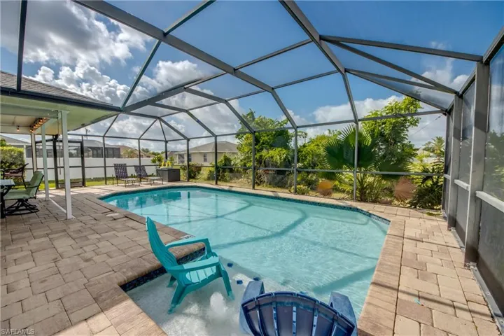 1728 Sw 15th St, Cape Coral, Florida 33991