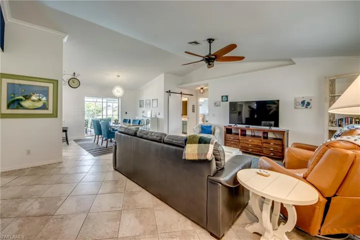 1728 Sw 15th St, Cape Coral, Florida 33991