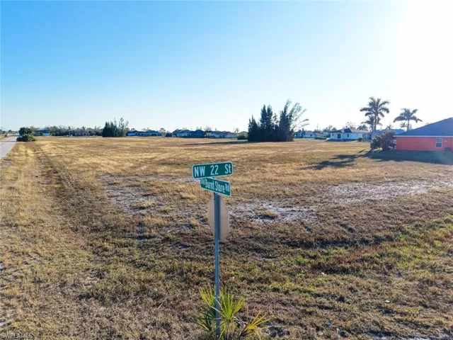 4002 NW 22nd St Cape Coral, FL 33993