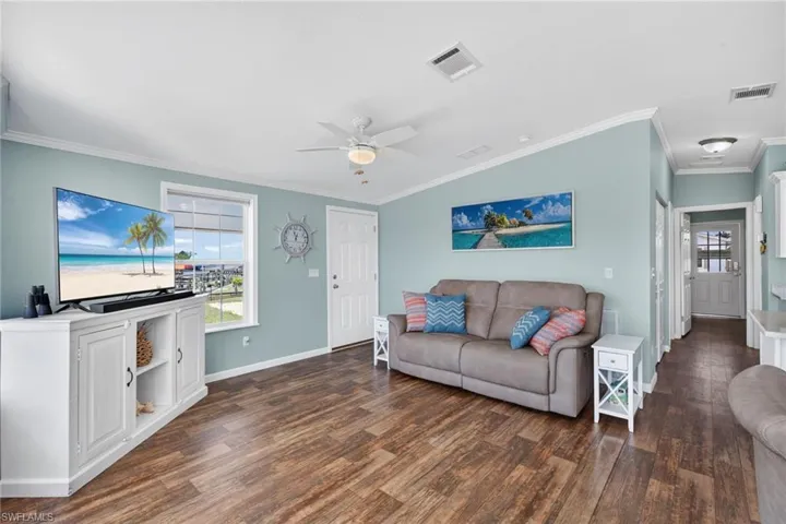 39 Channel Ln, Fort Myers, Florida 33905