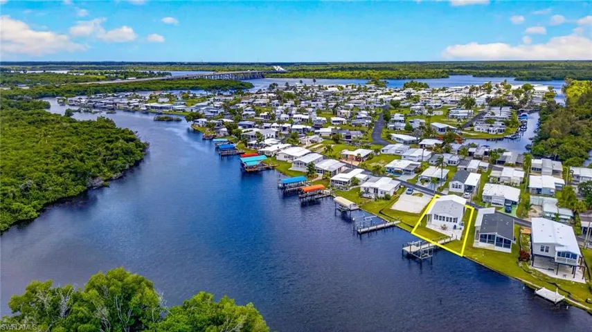 39 Channel Ln, Fort Myers, Florida 33905