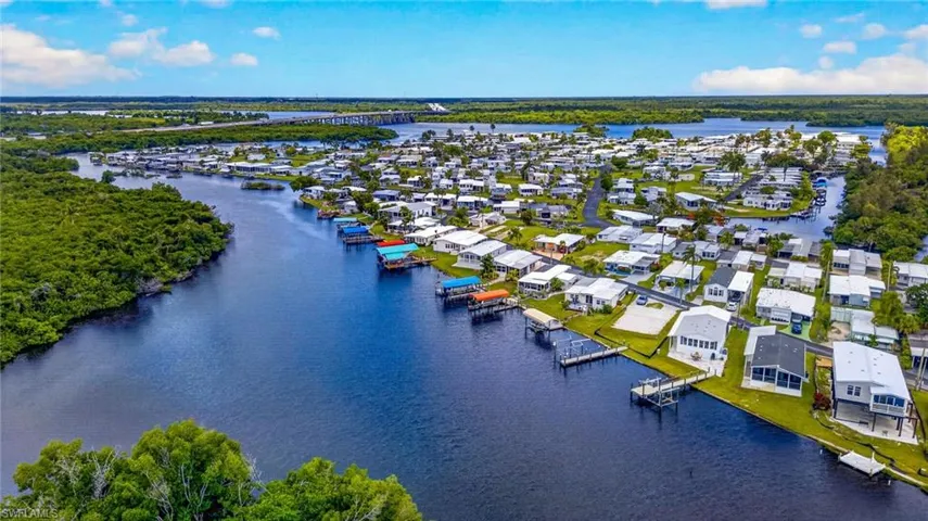 39 Channel Ln, Fort Myers, Florida 33905