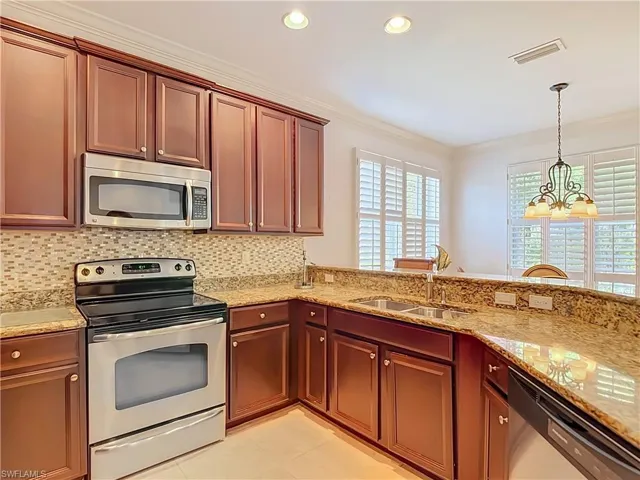 20763 Athenian Ln, North Fort Myers, Florida 33917