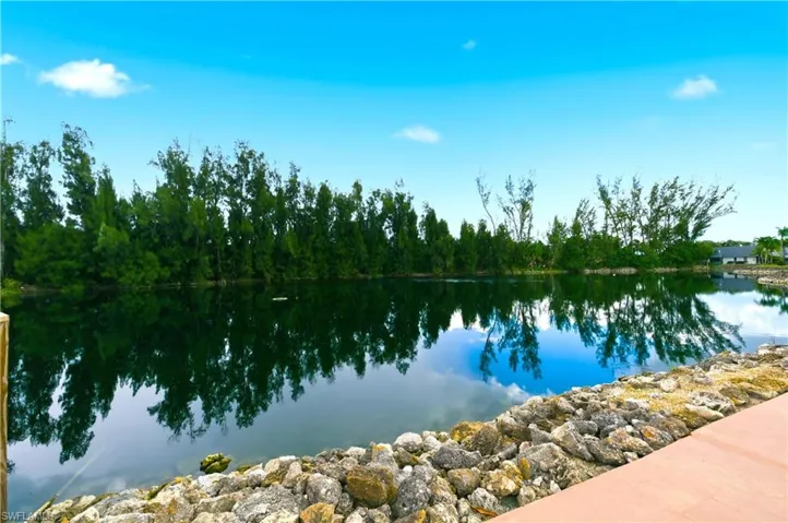 16001 Amberwood Lake Ct 1, Fort Myers, Florida 33908