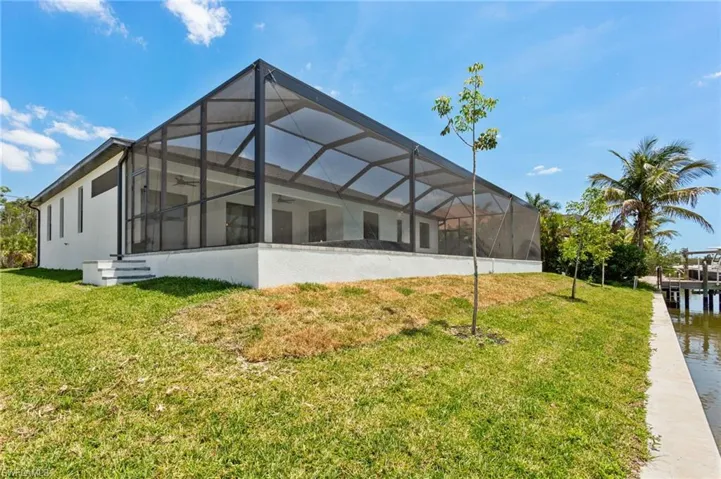 2702  Old Burnt Store N RD, Cape Coral, FL 33993