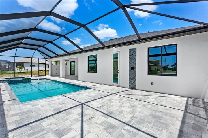 2702  Old Burnt Store N RD, Cape Coral, FL 33993