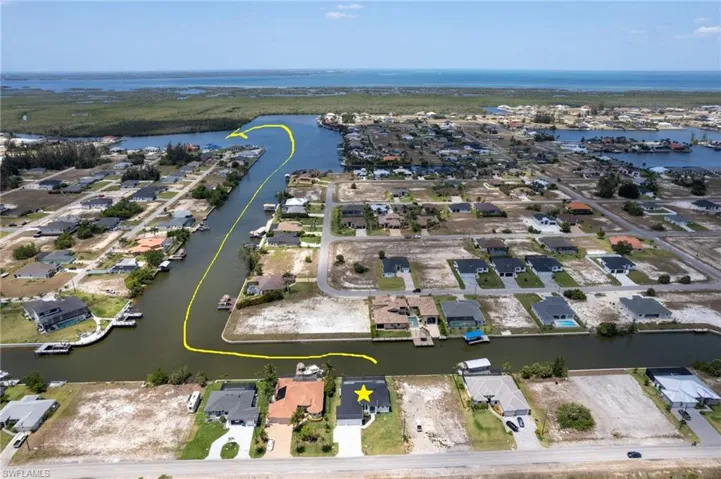 2702  Old Burnt Store N RD, Cape Coral, FL 33993