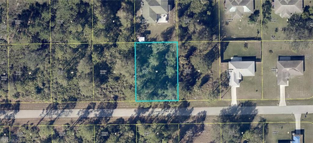 1043 Barcelona ST E, LEHIGH ACRES FL 33974