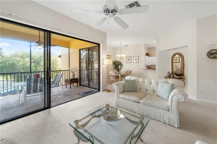 166 Vintage Cir 201, Naples, Florida 34119