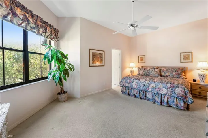 166 Vintage Cir 201, Naples, Florida 34119