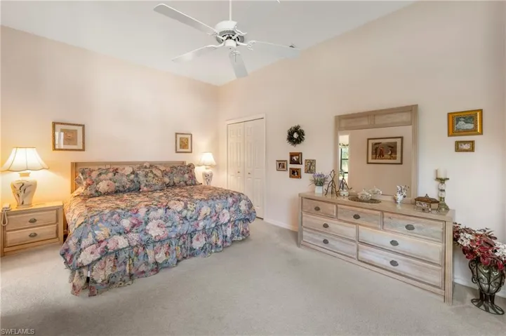 166 Vintage Cir 201, Naples, Florida 34119