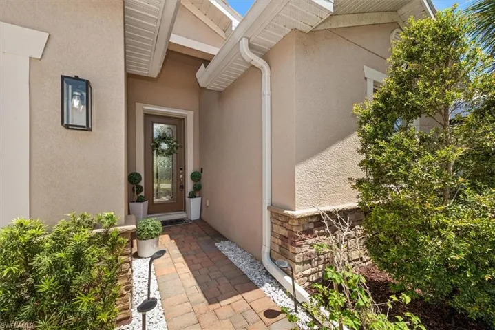 16095 Palmetto Prairie Dr, Alva, Florida 33920