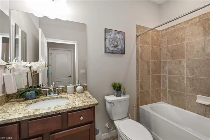 16095 Palmetto Prairie Dr, Alva, Florida 33920