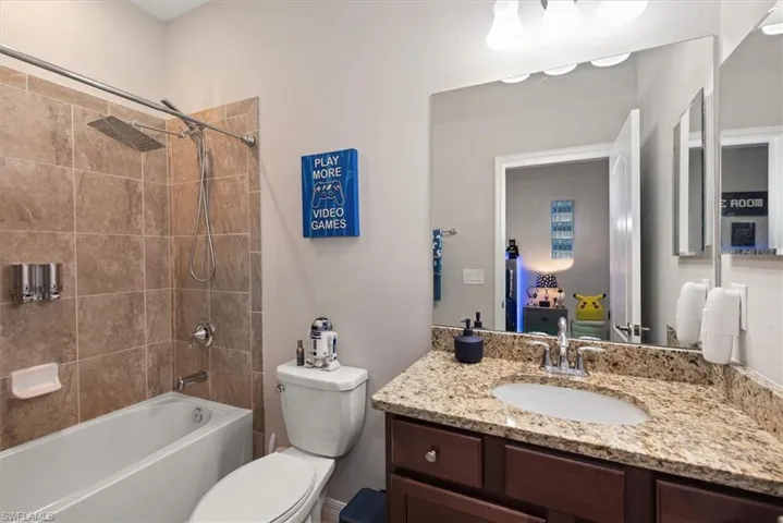 16095 Palmetto Prairie Dr, Alva, Florida 33920