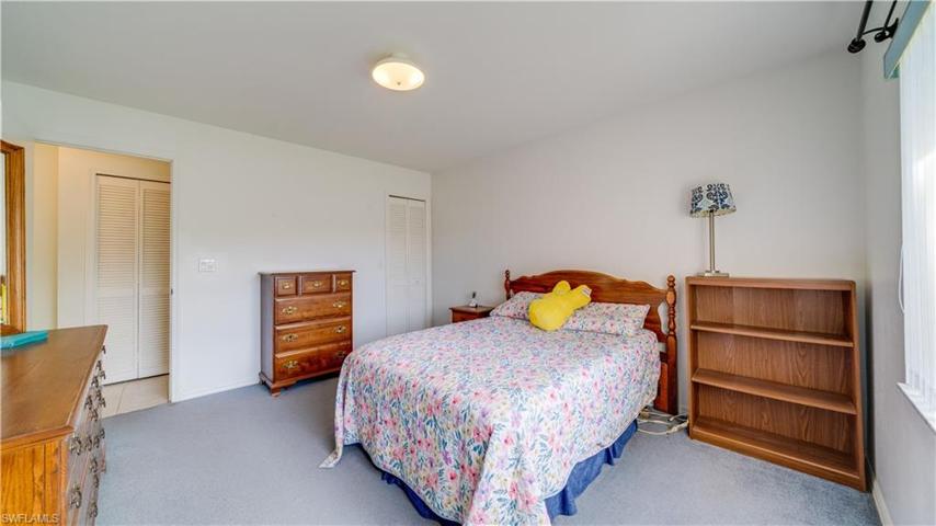 2700 SW 32nd ST, CAPE CORAL FL 33914