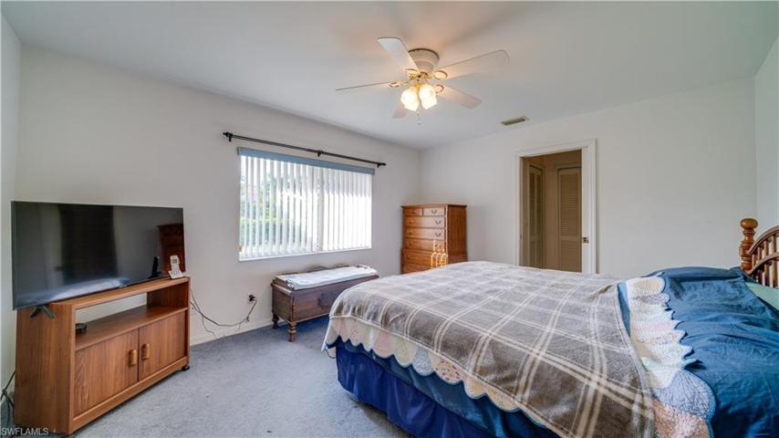 2700 SW 32nd ST, CAPE CORAL FL 33914