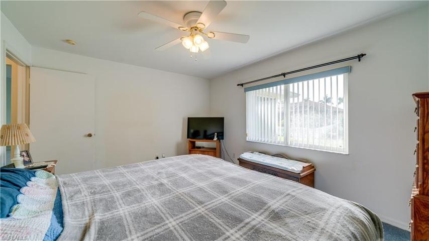 2700 SW 32nd ST, CAPE CORAL FL 33914