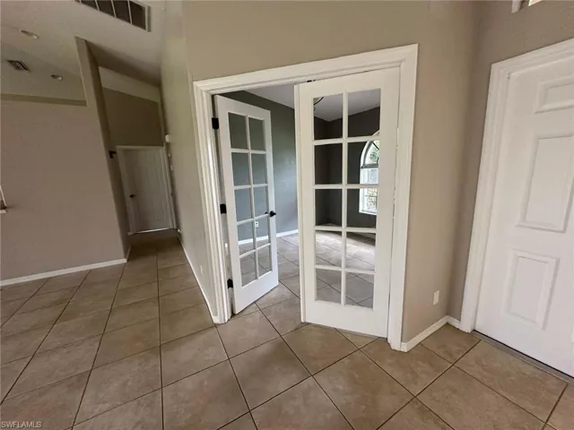 3025 Sw 4th Pl, Cape Coral, Florida 33914