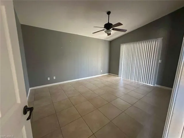 3025 Sw 4th Pl, Cape Coral, Florida 33914