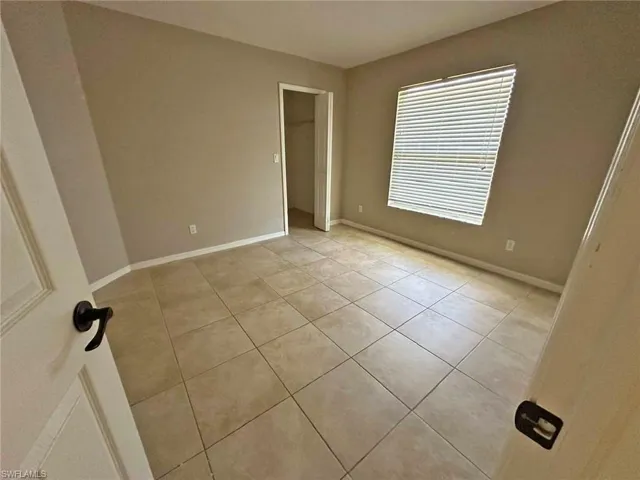 3025 Sw 4th Pl, Cape Coral, Florida 33914