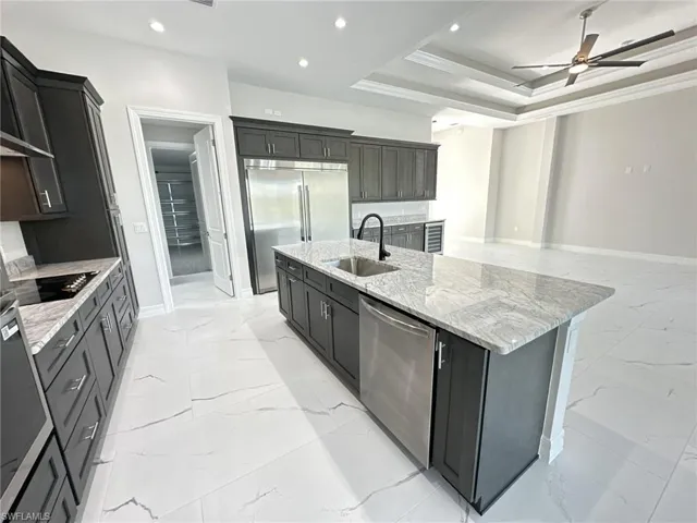 3915 Kismet Pkwy W, Cape Coral, Florida 33993